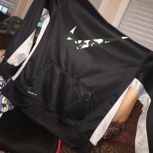 Boys Nike X-large sweatshirt (Free bonus)