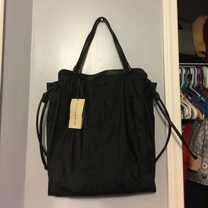 Burberry NWT Buckleigh Black Tote