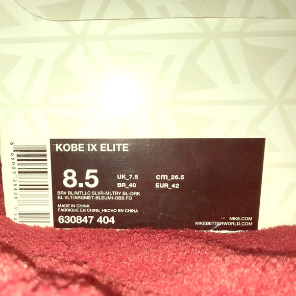 Athletic_Shoes