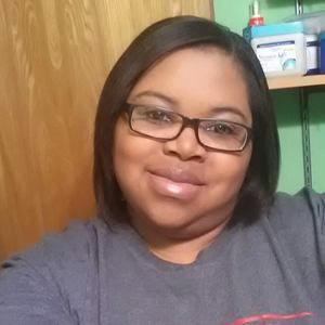 Meet your Posher, Simone