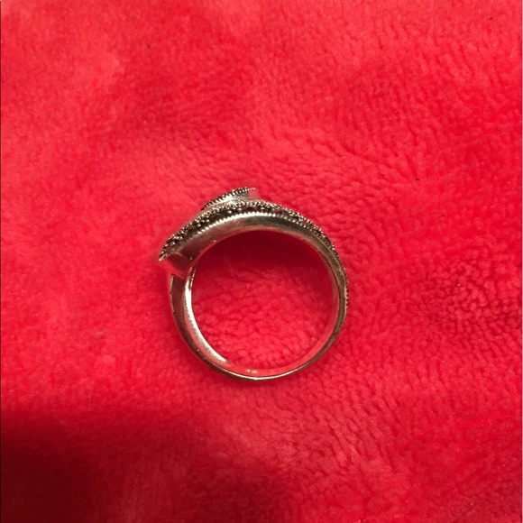 Gorgeous Marcasite ring size 7 - Picture 4 of 14