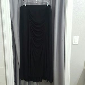 ➕ double slit maxi skirt