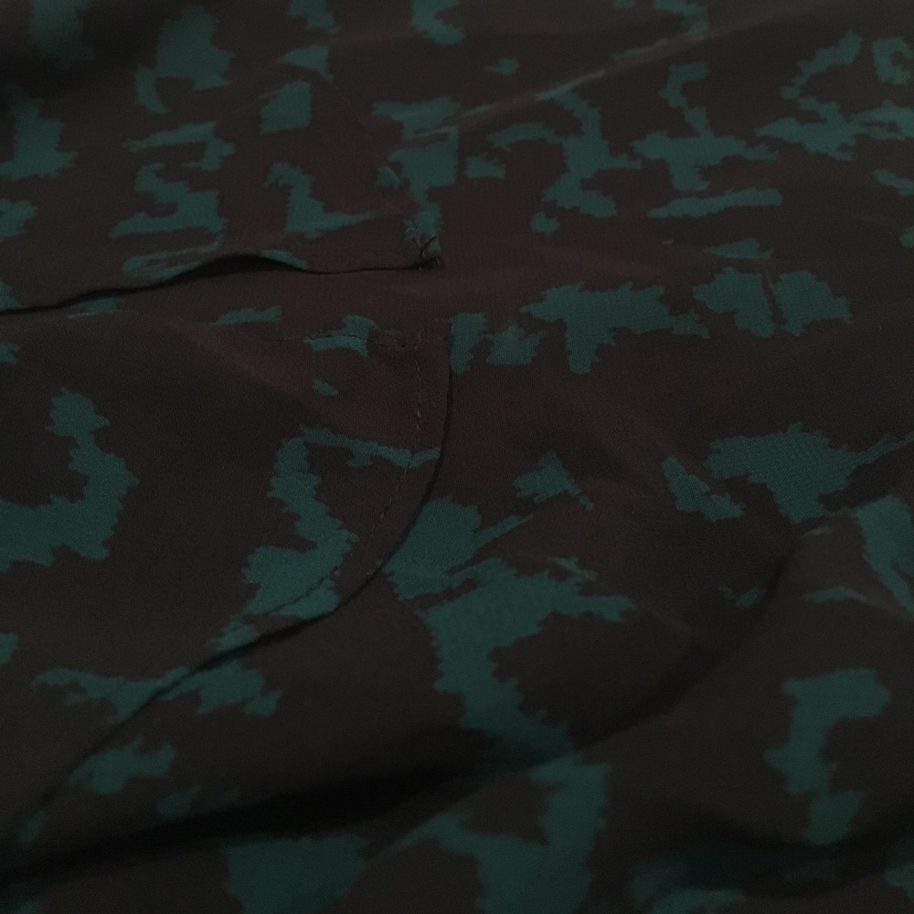 GUESS TOP - Picture 2 of 2