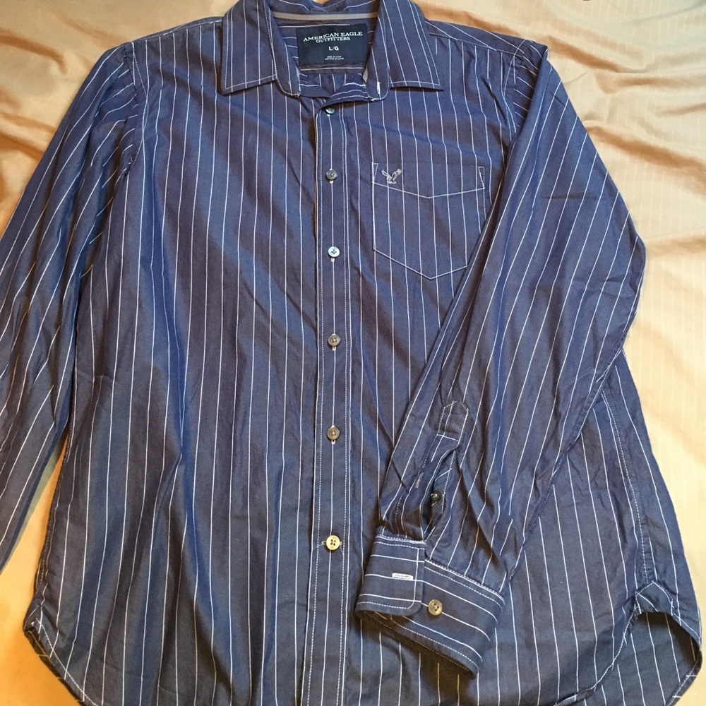 American Eagle button down