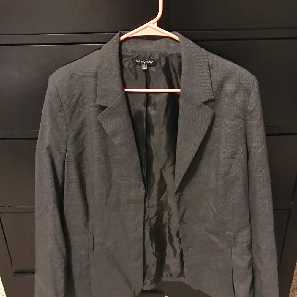 Ava & Grace grey blazer and skirt - size 12