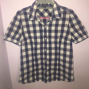 Short sleeve gingham button up shirt