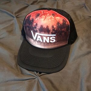 NWOT Vans Trucker Hat
