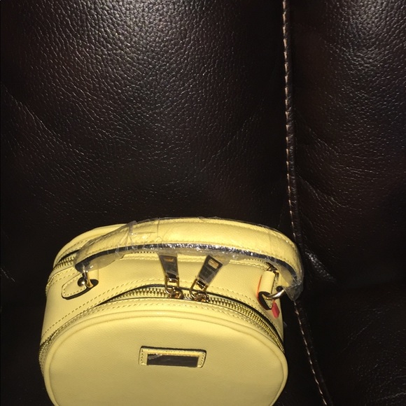 Yellow Circle Bag - Picture 4 of 4