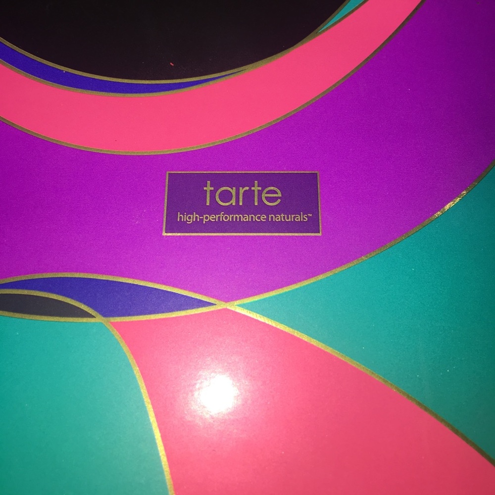 Brand New Never Used Tarte Contour/Highlight Kit