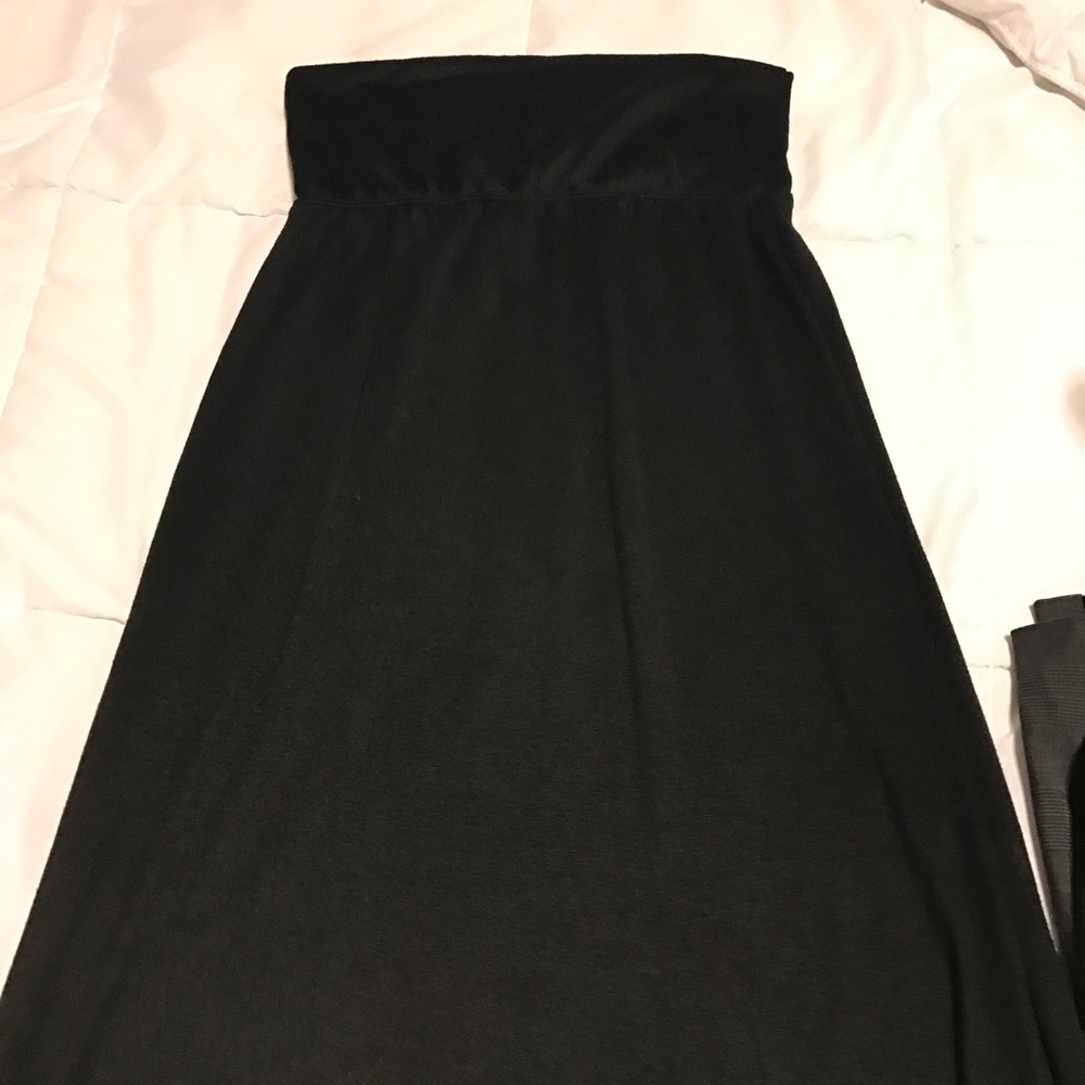 NoBo - Black Maxi - size M