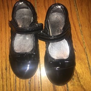 Girls dress shoes worn maybe once or twice.