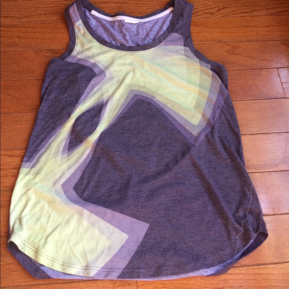 Under Armour sleeveless workout top