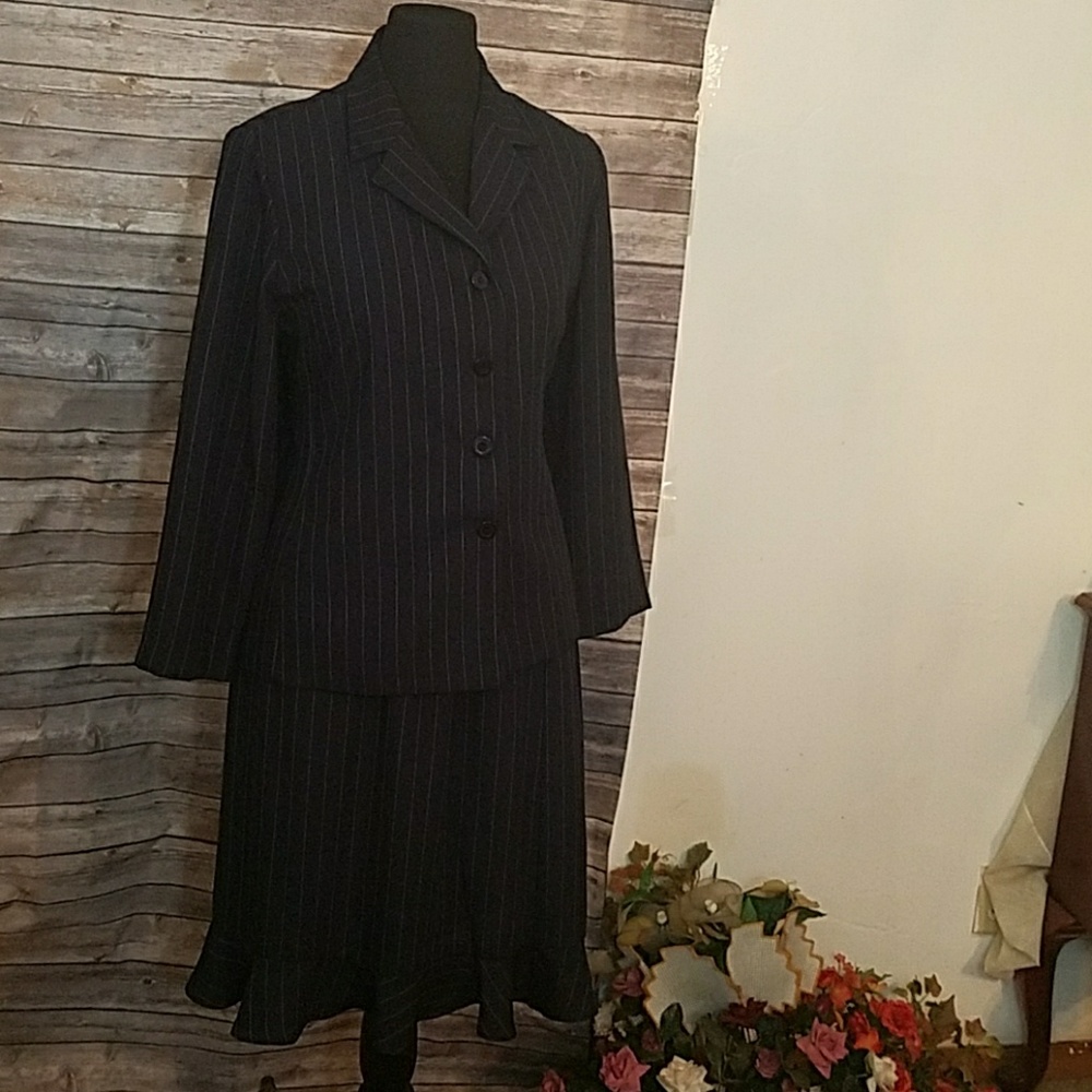 Jessica London Pinstripe Skirt Set