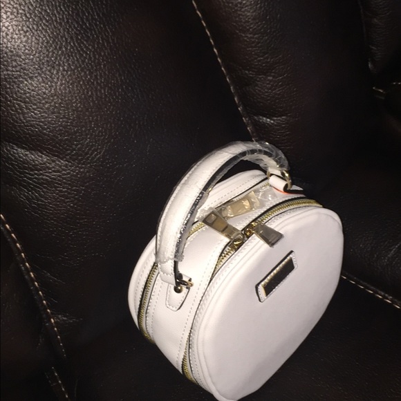 White Circle Bag - Picture 2 of 4