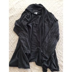 LOWEST PRICE! Cute gray sweater! Very versatile!