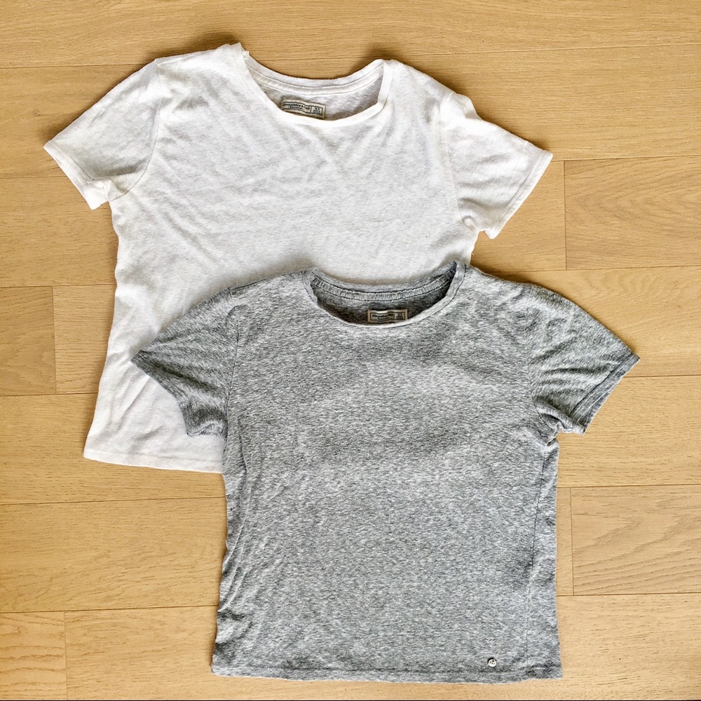 A&F Essentials Crew Neck T shirts Bundle