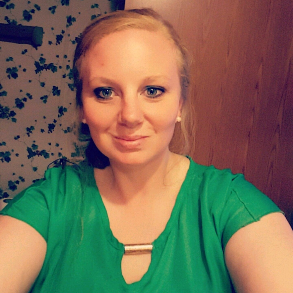 Meet your Posher, April