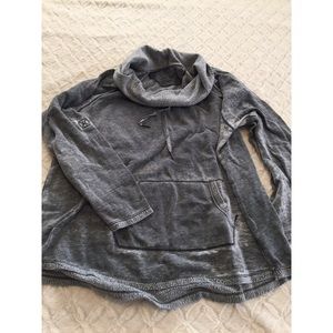 Gray sweater! Precious details and so soft!