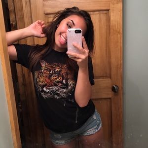 Meet your Posher, Aly