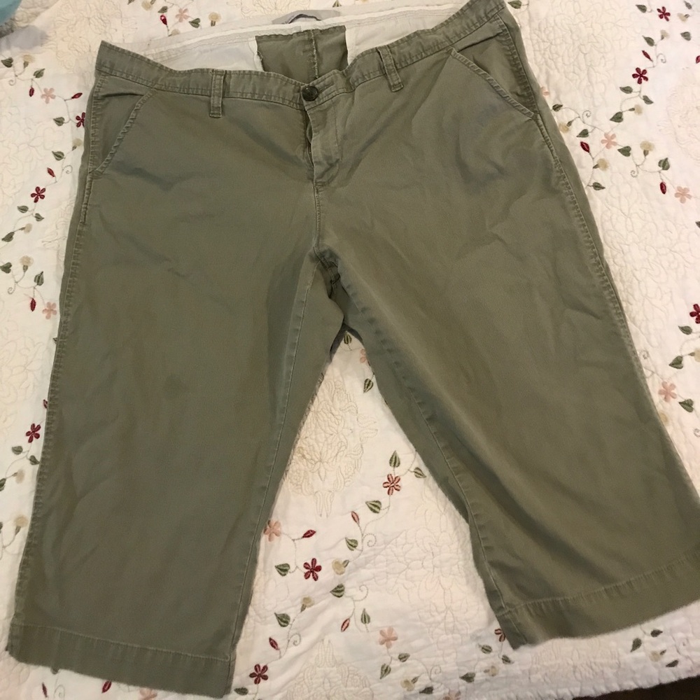 Old Navy capris