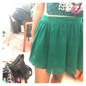 Cute skater flair skirt!