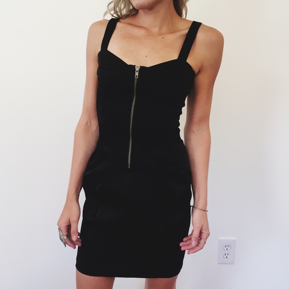 Betsey Johnson Silky Black Zip Front Dress - Picture 4 of 4