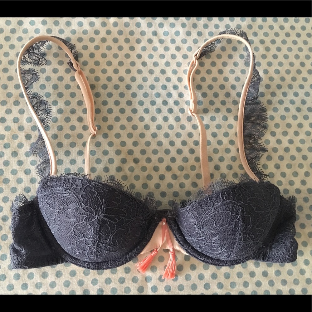 Heidi Klum Intimates bra size 32A lace and tassels
