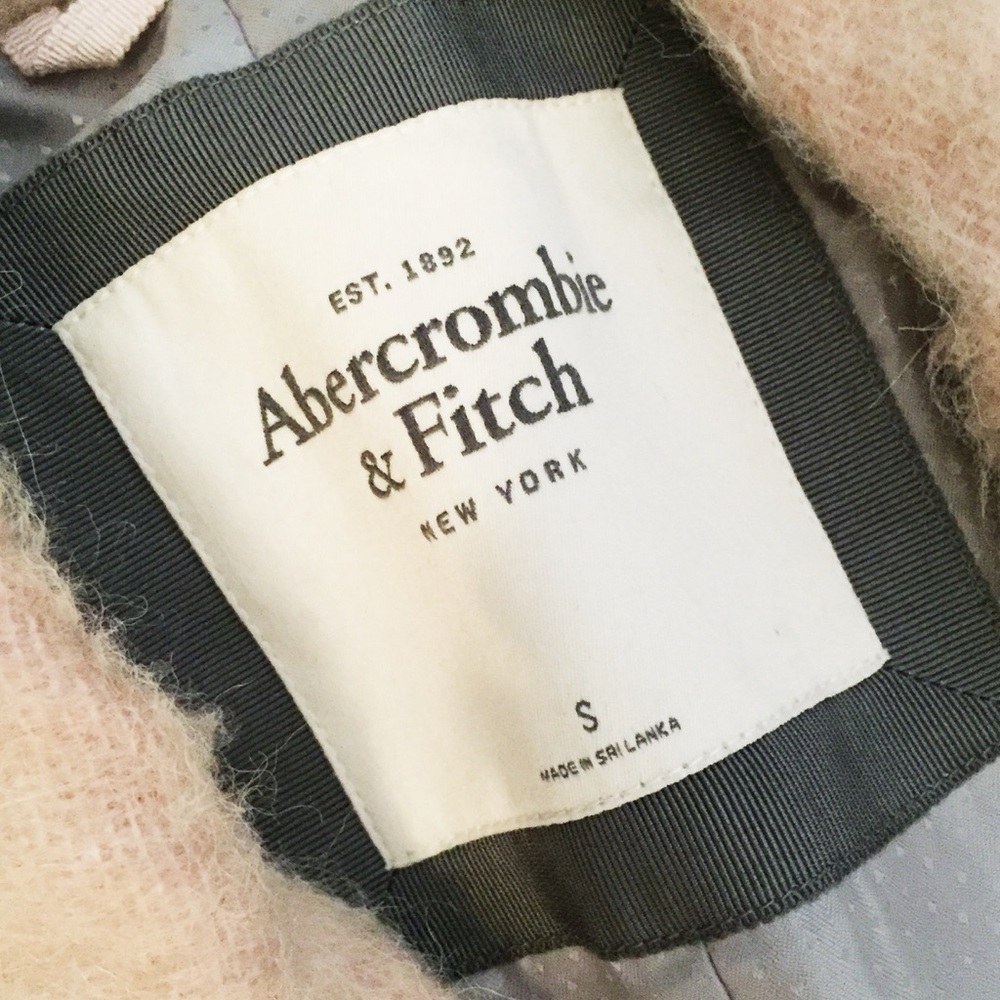 ✨💥RARE💥 A&F Pink Wool Coat✨ - Picture 9 of 11