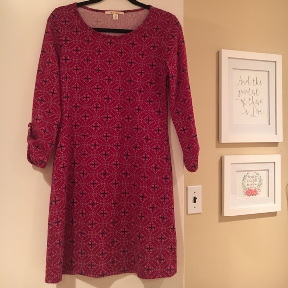 Francesca's Collections Dresses & Skirts - Pink patterned dress