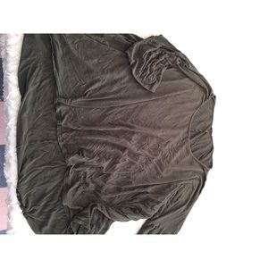 Flattering olive top! Very loose look!