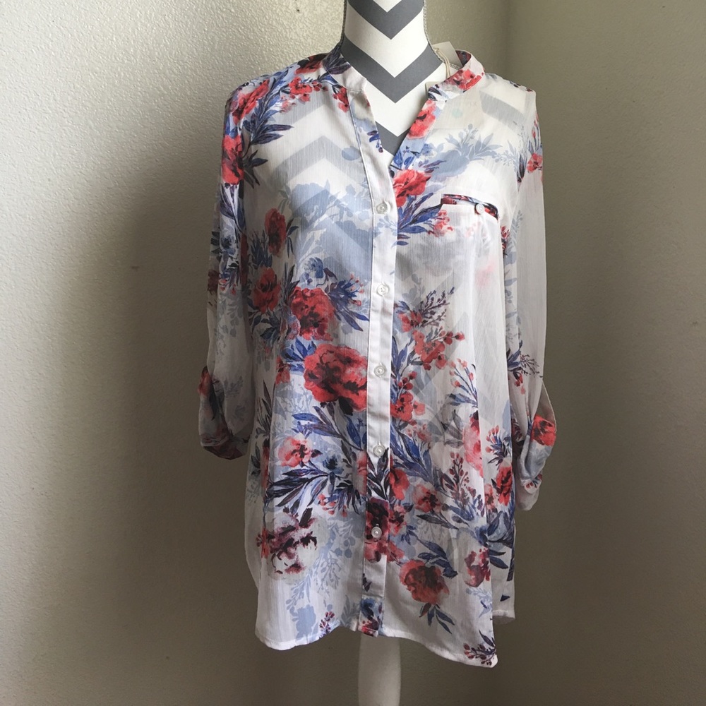 🔥NWT 🔥 Kut from the Kloth sinclaire  blouse