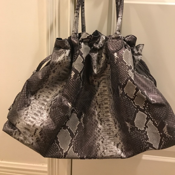 DSW Large Snakeskin Tote - Picture 4 of 4