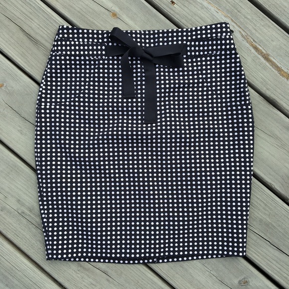 The Limited Dresses & Skirts - NWT The Limited Polka Dot Bow Pencil Skirt Career