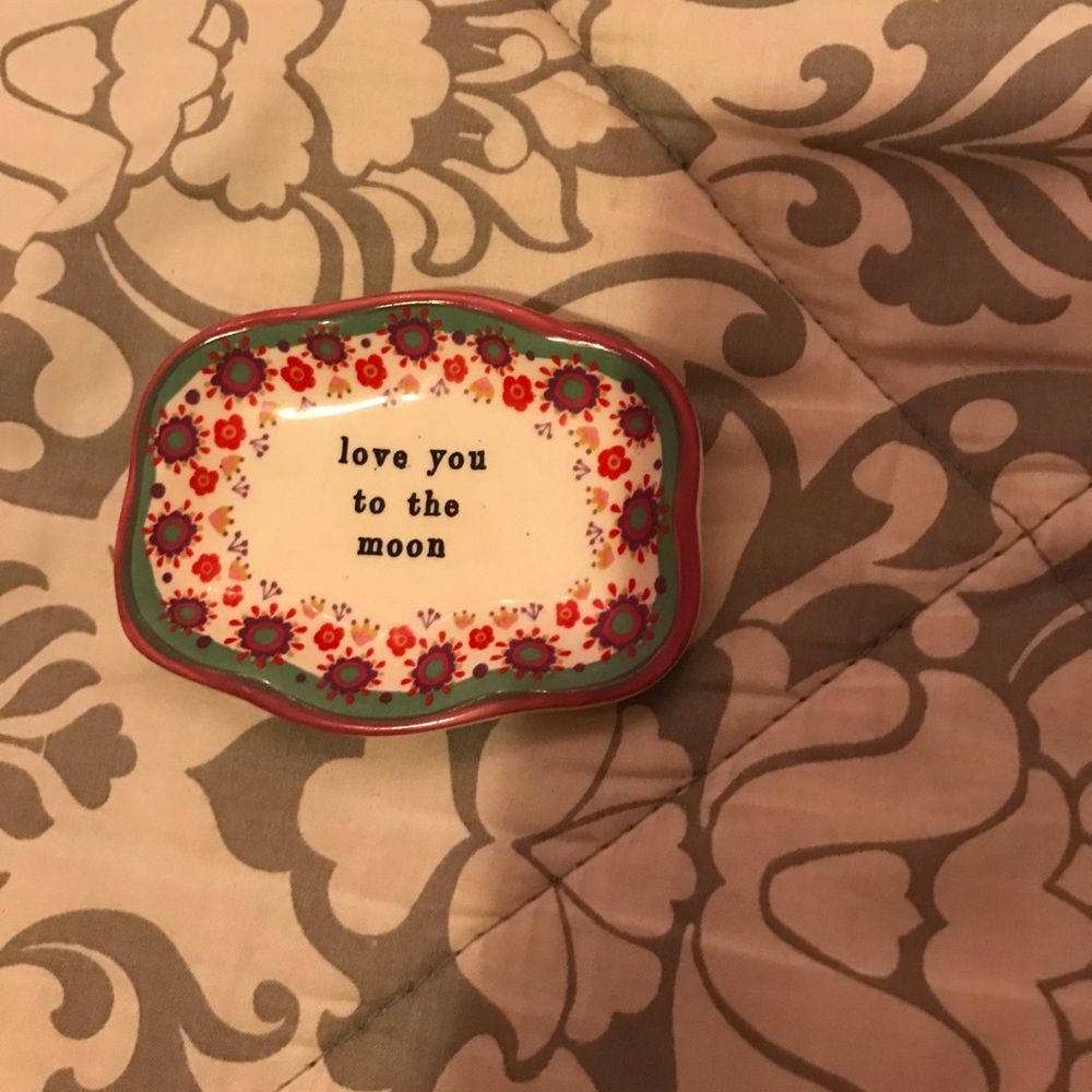 Small trinket dish
