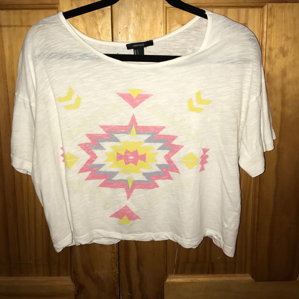 White cropped tee