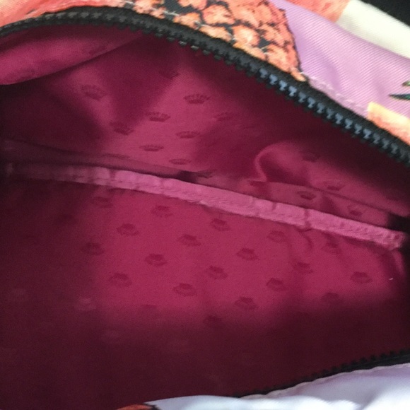 Juicy couture pineapple 🍍 and watermelon 🍉 purse - Picture 4 of 5
