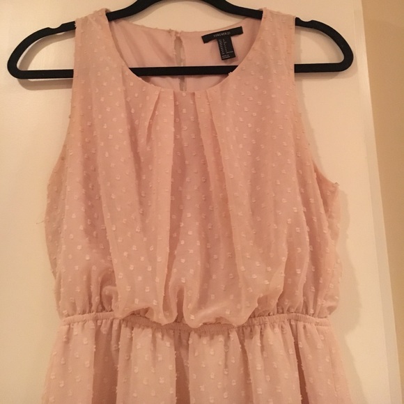 Baby pink soft spotted dress - Picture 2 of 4