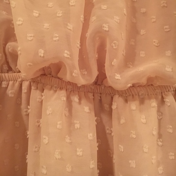 Baby pink soft spotted dress - Picture 3 of 4