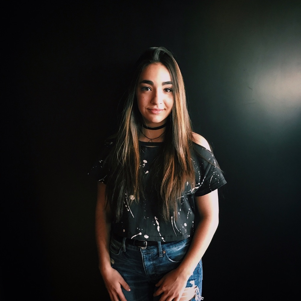 Meet your Posher, Lily