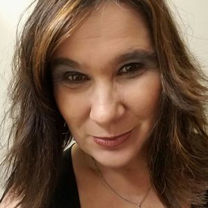 Meet your Posher, Candace