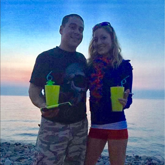 Meet your Posher, Kimi - Picture 1 of 1