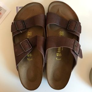 Arizona Birkenstock size 45, men's 12