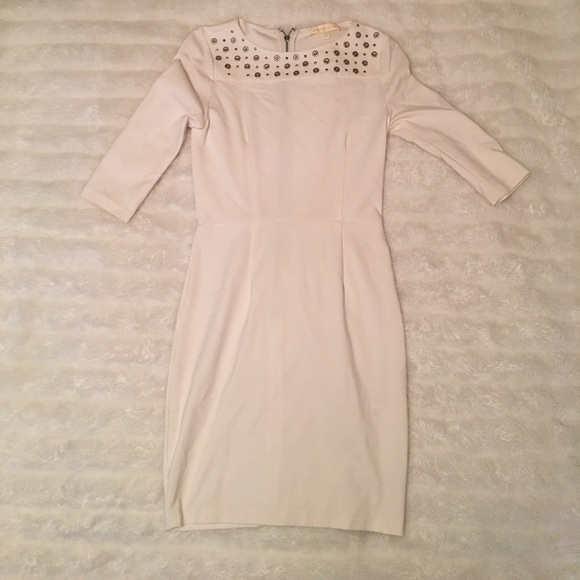 Dress - Picture 1 of 4