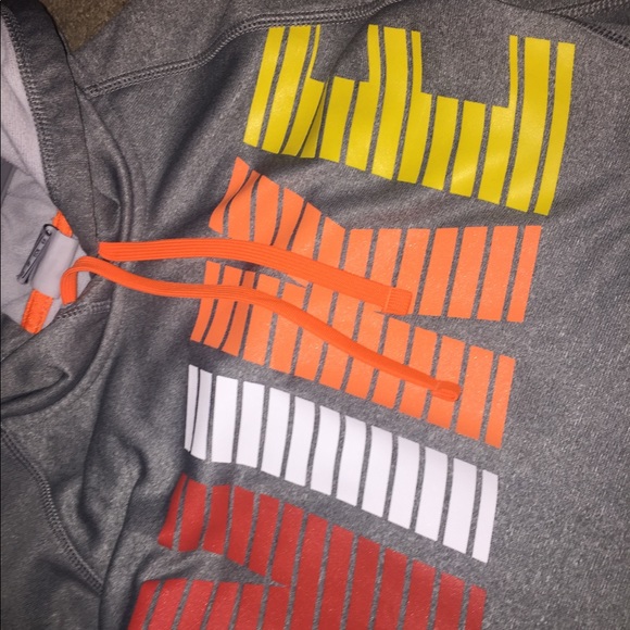 Nike sweatshirt - Picture 5 of 5