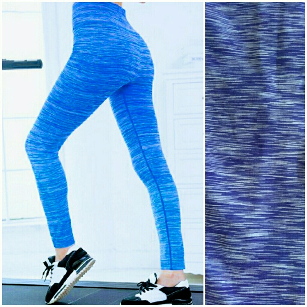 Patterned Blue-N-White Leggings