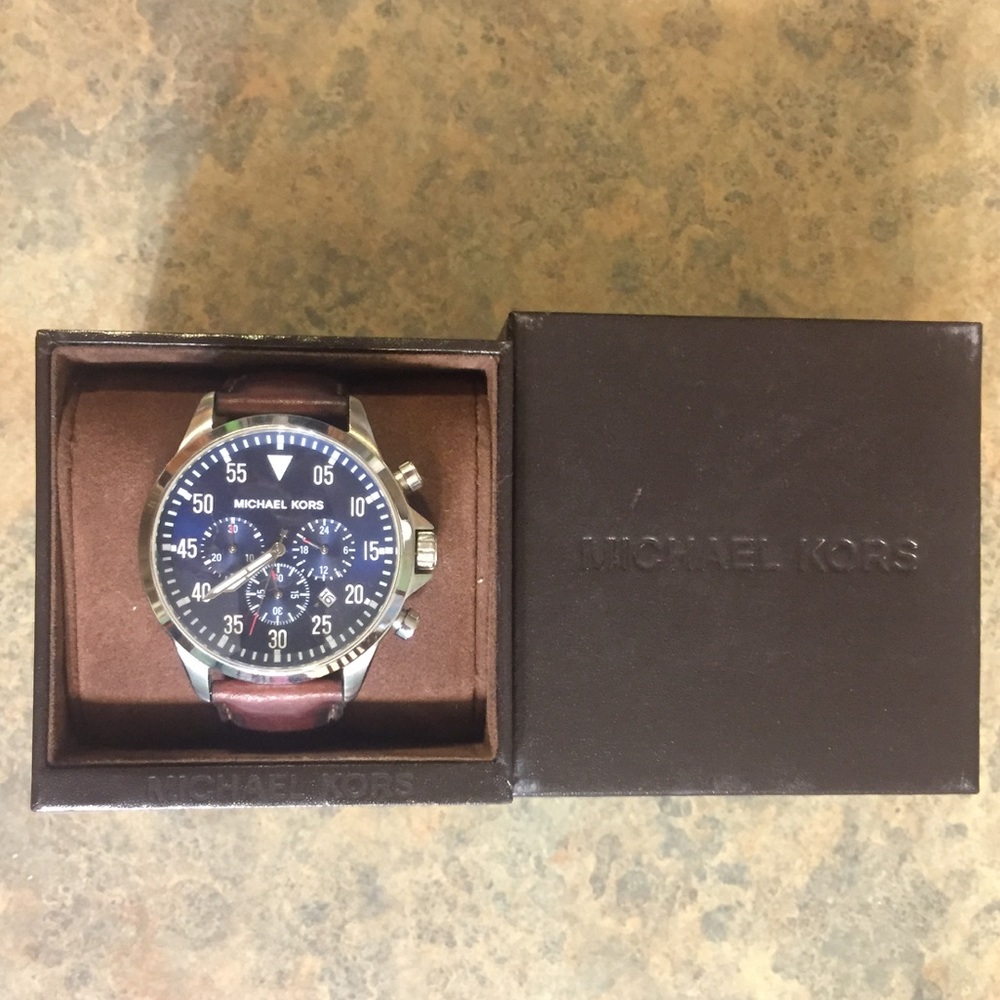 Micheal kors leather watch