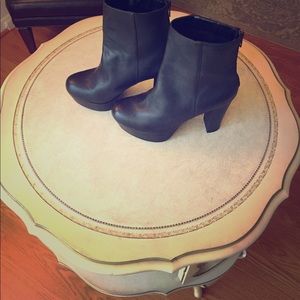 Steve Madden "Desirred" Ankle Boot