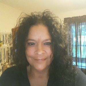 Meet your Posher, Jen