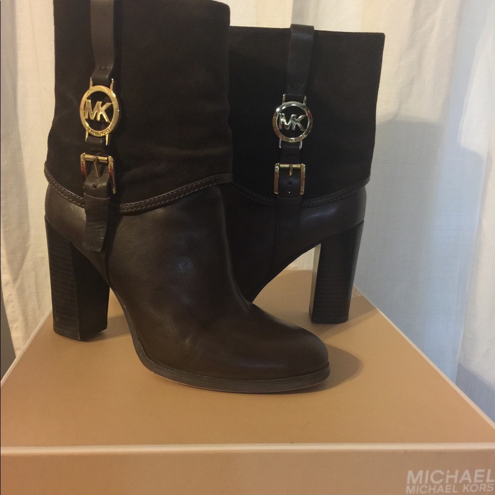 Michael Kors Fulton Harness Bootie size 8M
