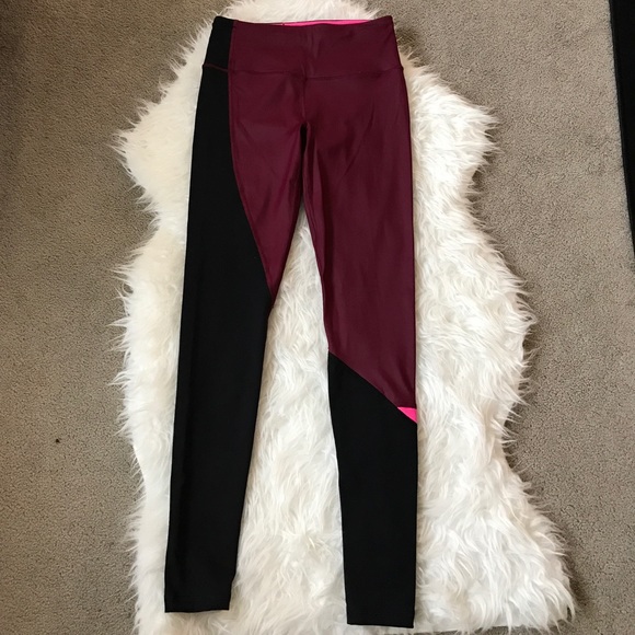 Victoria's Secret Pants - VS Sport Leggings Size XS